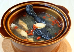 Hot pot daging ayam kapas. Photo: www.asiaone.com 