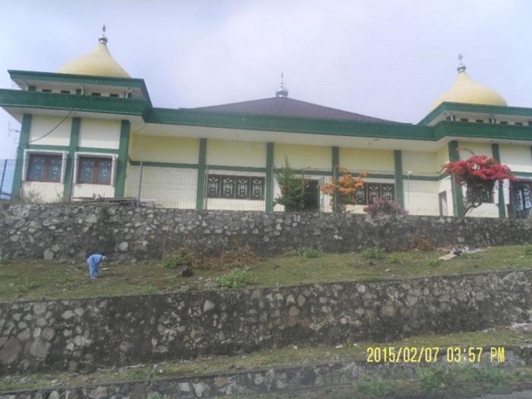 Bangunan Masjid di perkampungan | dok pribadi