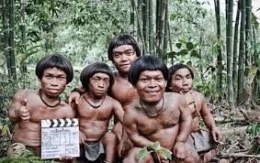 Orang-orang kerdil Suku Oni di Bone (bugispos.com)