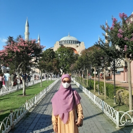 (Dokpri). Halaman masjid Sultan Ahmet