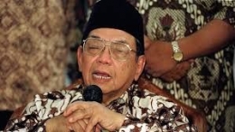 KH. Abdurrahman Wahid/ Gus Dur mantan presiden Republik Indonesia (sumber: news.detik.com)