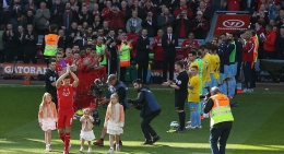 (Laga terakhir Gerrard di Anfield/ sumber foto Dailymail.co.uk)