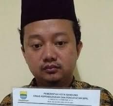 Herry Wirawan, oknum guru yang melakukan pemerkosaan terhadap belasan santriwati (sumber: jabarekspres.com)