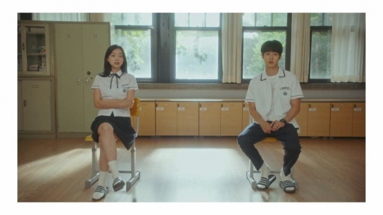 salah adegan dalam drama Our Beloved Summer | Sumber: koreanindo.net