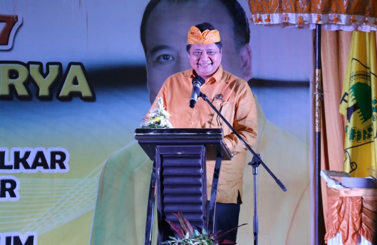 Airlangga Hartarto memberikan sambutan pada pelatikan pengurus DPD Golkar Provinsi Bali (Sumber: Hasil tangkapan layar @golkar2024)