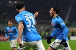 Pemain Napoli merayakan kemenangan atas AC Milan di San Siro.Foto:Miguel Medena/AFP/kompas.com