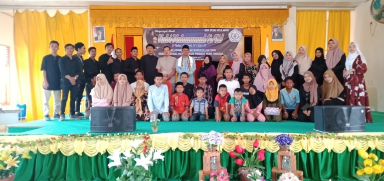 Dokpri. Bersama dosen, mahasiswa dan undangan, di Kampus STIMI Aceh Barat