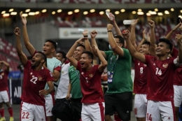 Timnas Indonesia merayakan kemenangan 4-1 atas  Malaysia untuk lolos ke semifinal Piala AFF 2020/Foto: www.affsuzukicup.com