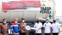 Bantuan ISO tank oksigen dari PT IMIP untuk negara. Sumber foto: mediaindonesia.com