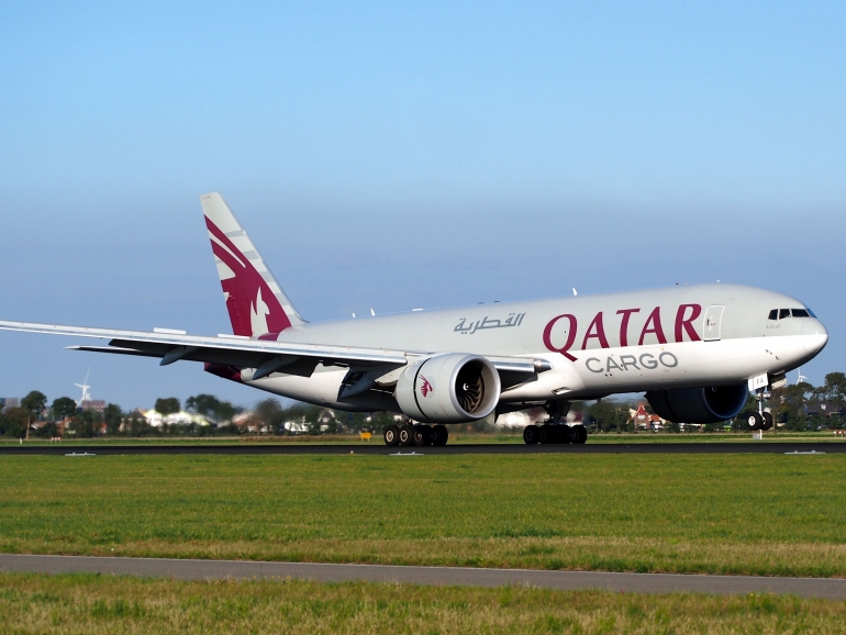 Qatar Airways | Foto oleh WikimediaImages dari Pixabay