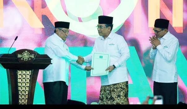 KH Yahya Cholil Tsaquf yang merupakan rival KH Said Aqil Dalam Muktamar NU ke 34 di Lampung | sumber: Kompas.tv