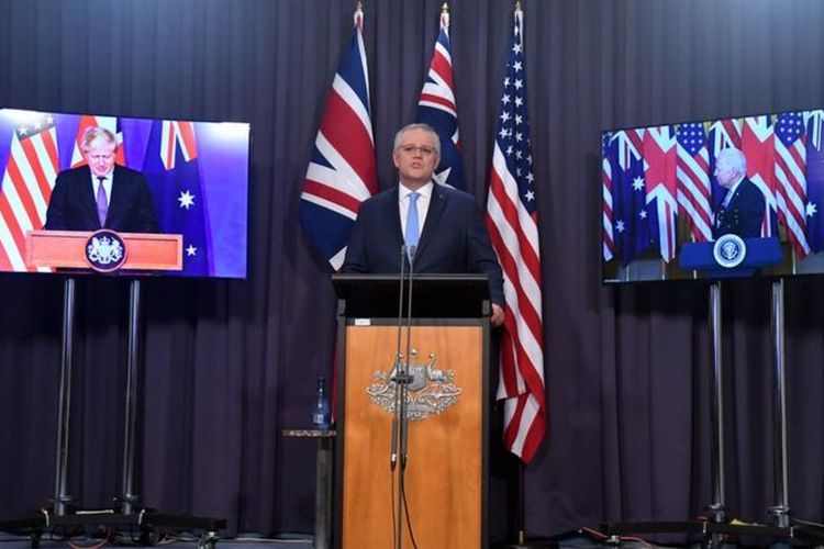 Pemimpin Australia Scott Morrison menggambarkan AUKUS sebagai kemitraan selamanya dengan AS dan Inggris(EPA via BBC INDONESIA): https://www.kompas.com
