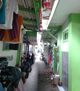 Sebuah lorong di Kampung Putih. Foto : Parlin Pakpahan.