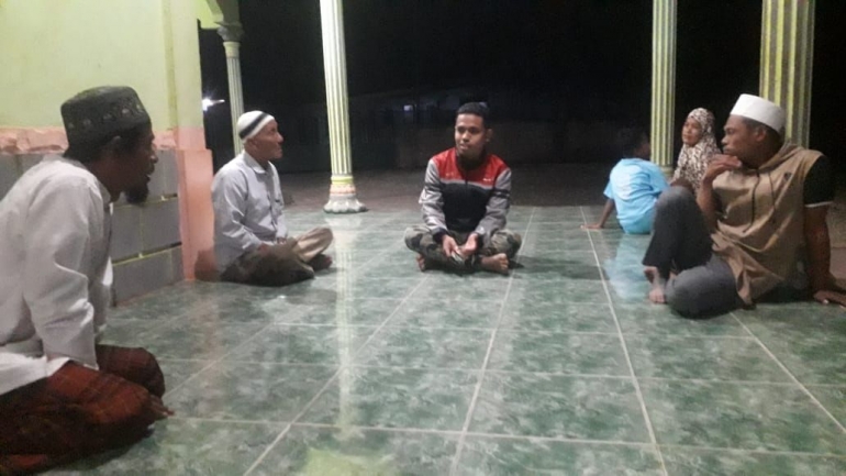 Diskusi bersama warga Eks-Timor Timur di Desa Boneana 2