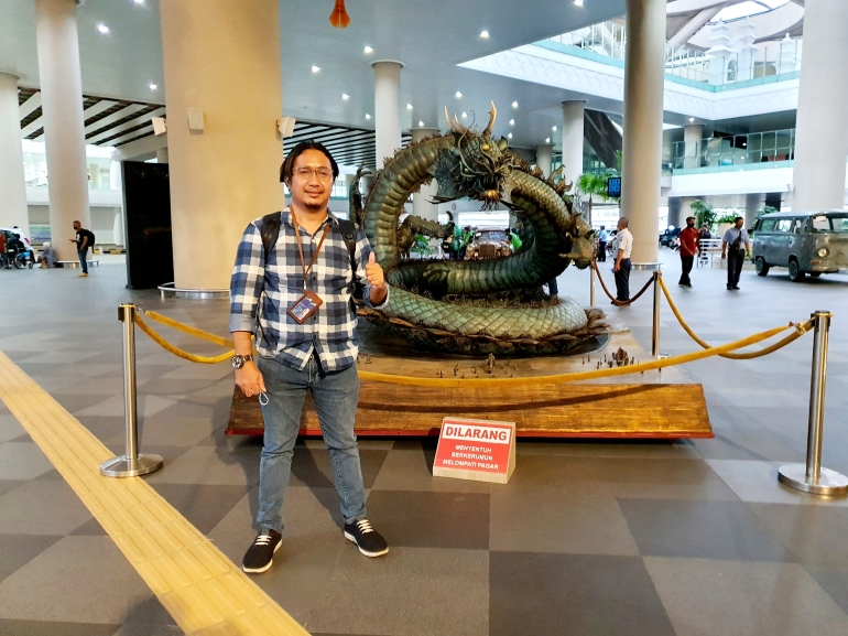 Ilustrasi patung naga di Bandara Yogyakarta International Airport/YIA (Sumber : dok. pribadi)