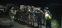Pastikan kondisi Malam tahun baru tetap dalam situasi aman dan kondusif, Danramil 11/Biringkanaya Kodim 1408/Makassar laksanakan giat Patroli malam/do