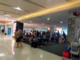 Suasana di salah satu pintu keberangkatan di Bandara Internasional I Gusti Ngurah Rai, Bali pada 1 Januari 2022. Sumber : Dokpri