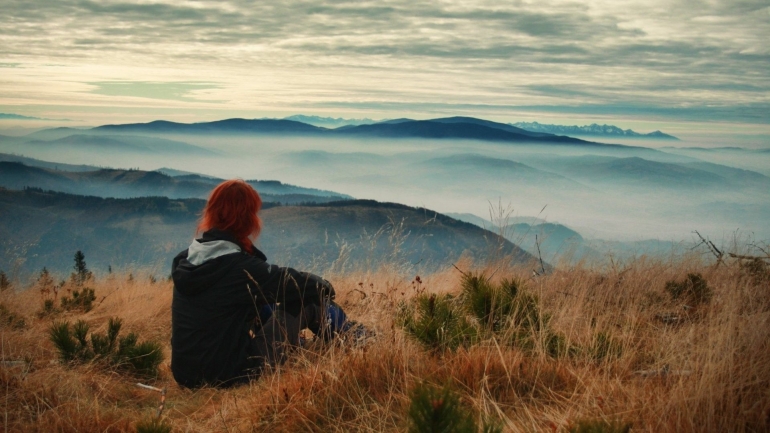 https://wallup.net/women-redhead-landscape/