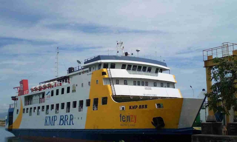 KMP BRR di Pelabuhan Ulee Lheue Banda Aceh (Doc Rachmad Yuliadi Nasir/Istimewa)