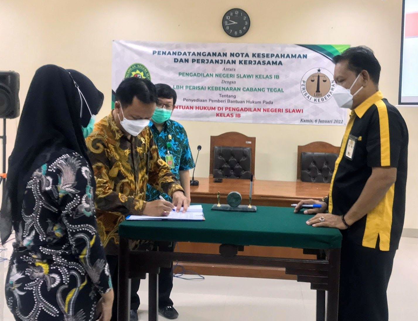 LBH Perisai Kebenaran Cabang Tegal Dan Pengadilan Negeri Teken MoU ...