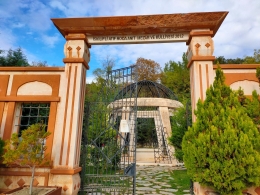 komplek makam mehmet atif di kota kelahirannya