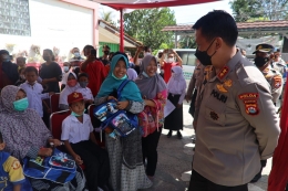 Dialog dengan orangtua murid, sambut pembelajaran tatap muka. Foto: Dok. Polda Banten