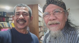 Isson Khairul dan Jose Rizal Manua. Sejak tahun 1972 dan hingga kini, Jose terus berkarya di TIM. Foto: Isson Khairul
