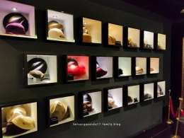 koleksi Topi ala barat yang diperkenalkan untuk menggantikan jenis sapka atau sorban yang terbiasa digunakan orang Turki dari era Utsmaniyah