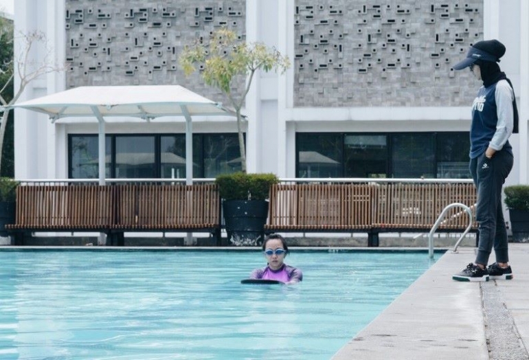 suasana kolam renang di bumi pancasona sport club | Foto: Istimewa