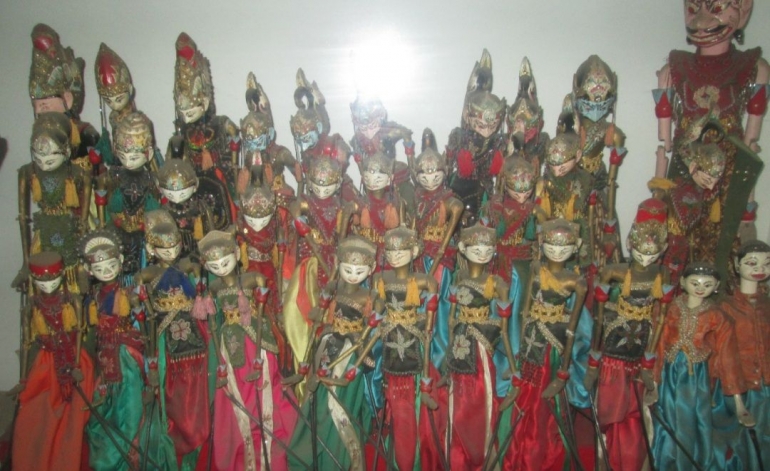 Salah satu koleksi yang ada di Museum Wayang (sumber foto: dokumentasi pribadi)