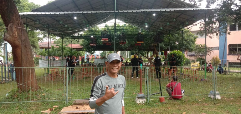 Ketua Panitia Lomba Burung Berkicau Piala Road To Presiden Cup VI Di Tambun Bekasi (Dokpri)