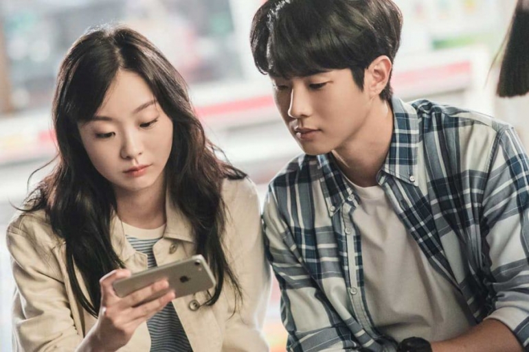 Choi Ung dan Yeon Su dalam Our Bloved Summer (sumber: Sonora.id)