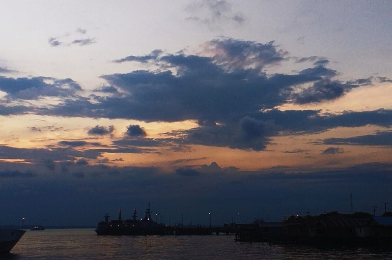 Pelabuhan di Tanjung Pinang. Source: Mefi Ananda