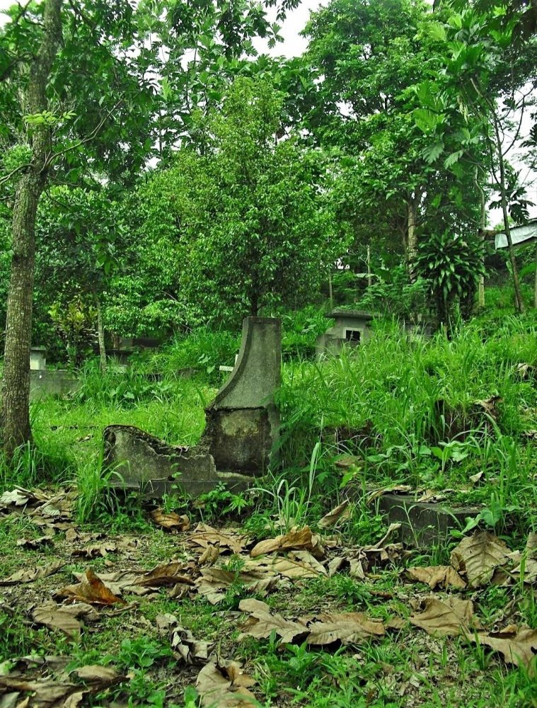 Makam Ingot Pakpahan dalam jarak 2 meter. Foto : Parlin Pakpahan.