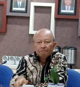 Ir. Is Mugiono, MM saat memimpin rapat pada Rabu, 19 Januari 2022 (Dokpri)