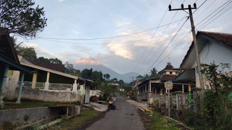 Dusun Gunung Gending, Desa Penanggal 