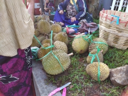Durian di pasar / Dokpri