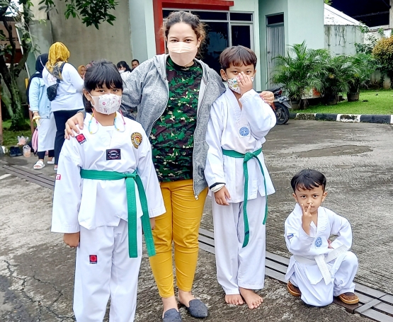 Percaya diri anak dapat dibentuk melalui Keluarga, Lingkungan, serta pelatihan dalam seni bela diri Taekwondo/dokpri