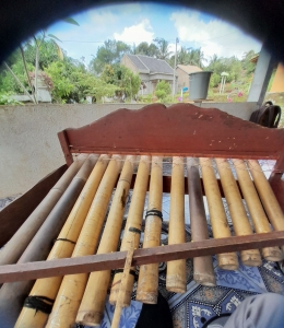Rindik-alat musik tradisional Bali terbuat dari potongan bambu pilihan. Dok pribadi