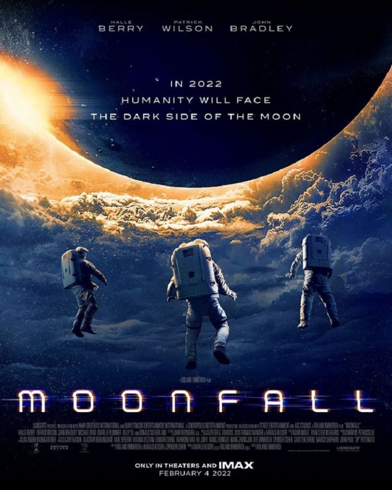 Sumber foto: cinemags.co.id | Ilustrasi Poster Resmi Film Moonfall