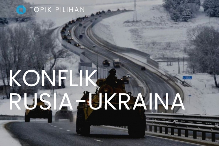 Konvoi kendaraan lapis baja Rusia di sepanjang jalan raya di Krimea. (Diolah kompasiana dari sumber: AP PHOTO via kompas.com)
