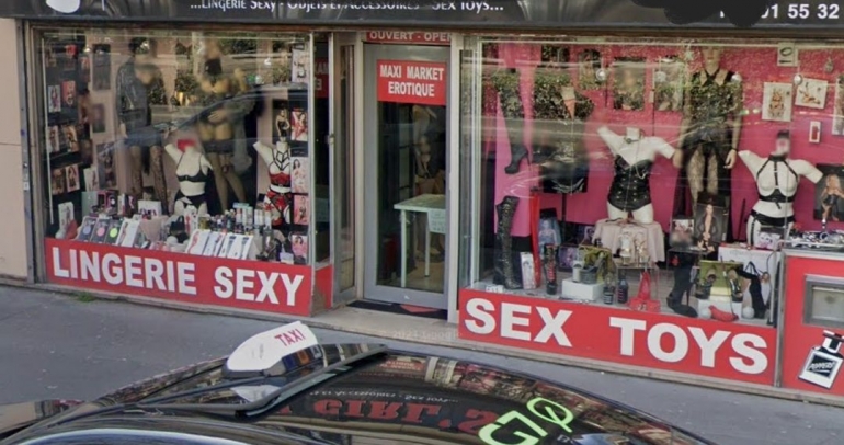 Ditolak Masuk Sex Shop? Sakitnya Tuh di Sini (dokpri)