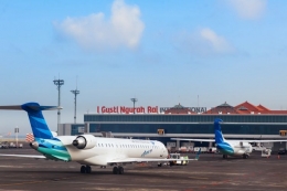 Penerbangan internasional ke Bandara Internasional I Gusti Ngurah Rai di Denpasar, Bali kembali dibuka| Sumber: SHUTTERSTOCK/Denis Moskvinov via Kompas.com