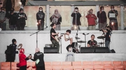 Band Nidji Ketika Tampil di JIS (Sumber :https://indopolitika.com)