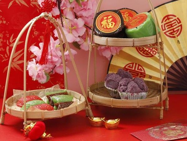 Kue keranjang/Nian Gao adalah kue khas Imlek yang wajib terhidang (Foto: Getty Images/iStockphoto)