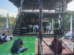 Aktivitas masyarakat di Sentra Gerai UMKM Rumah Menapo di Desa Muaro Jambi (dok. pribadi/ Mukhtar Hadi)