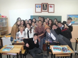 Mengajar Tentang Indonesia di Salah Satu Sekolah di Turki.