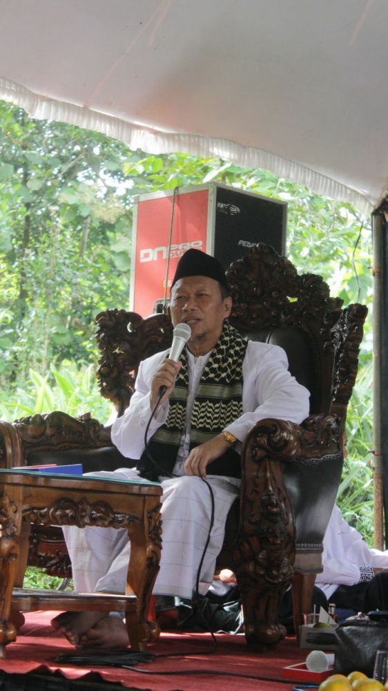 Ceramah K.H Abdul Wahid dari Cluwak, Pati