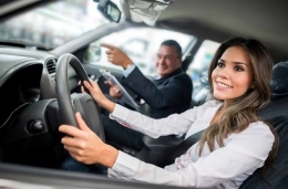 Belajar Menyetir Mobil | Sumber Autos.id
