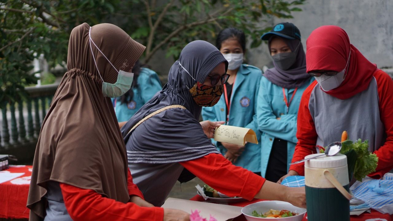 Mahasiswa KKN UNS 77 Kembangkan Potensi UMKM Pangan Melalui Lomba ...